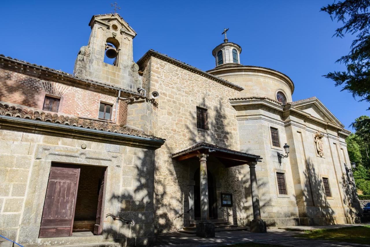Апартаменты Gredos Abantera Аренас-де-Сан-Педро Экстерьер фото